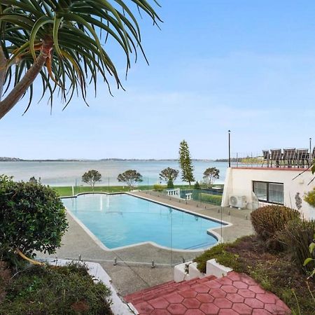 Magnificent Beachfront Mansion - Pool - Fireplace Оукланд Екстериор снимка